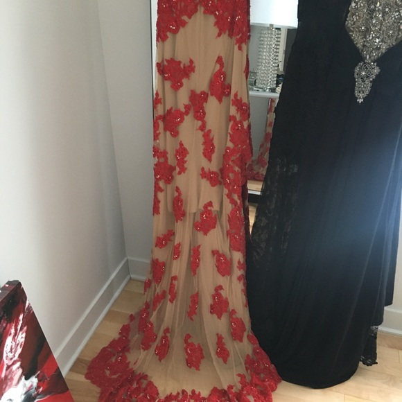 ABSOLUTELY STUNNIG MIDI MAXI DRESS - Picture 3 of 3